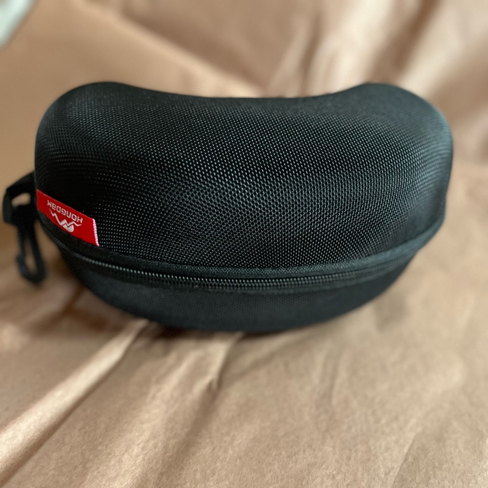 Ski goggles